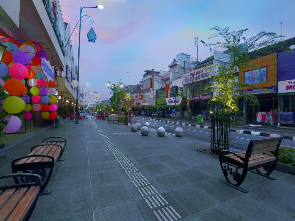 Favehotel Malioboro - Γιογκιακάρτα Εξωτερικό φωτογραφία