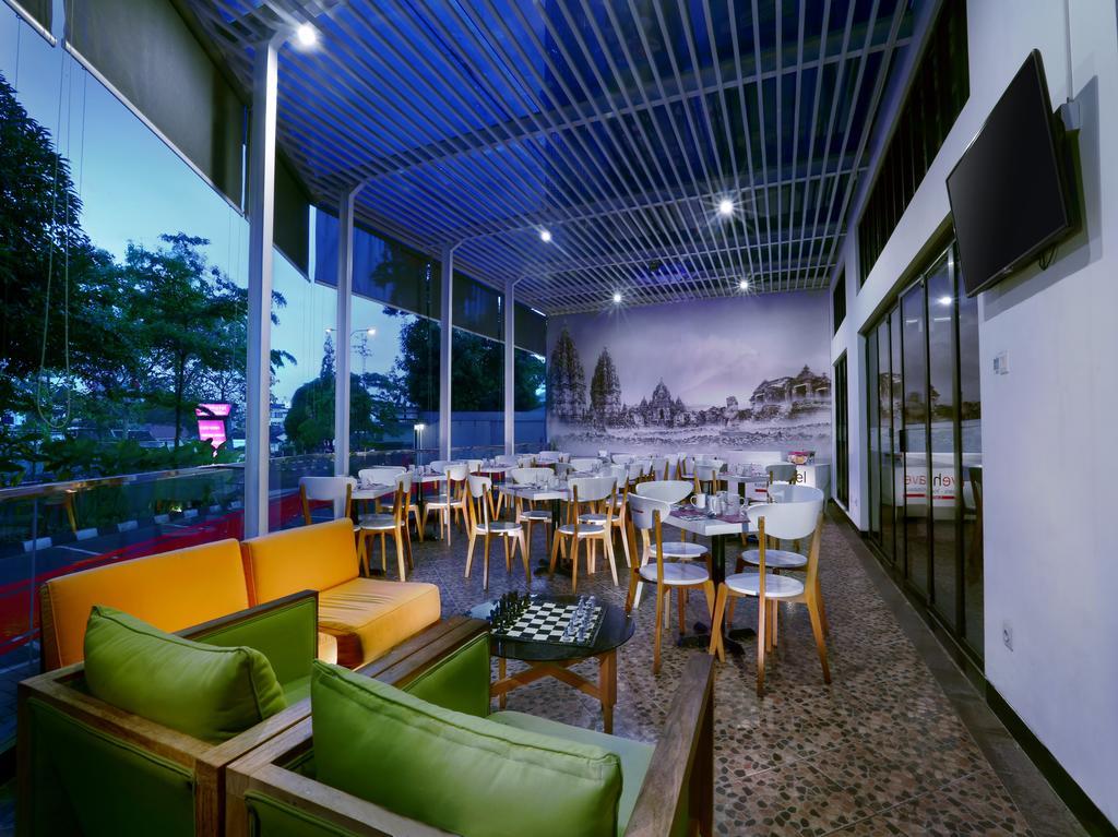 Favehotel Malioboro - Γιογκιακάρτα Εξωτερικό φωτογραφία